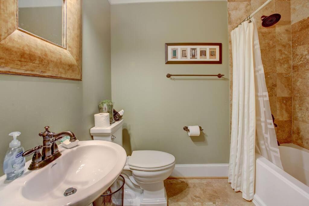 אטלנטה Sleeps16, Spacious Home, Close To Downtown, Beltline, And Walk To Restaurants, 75" Tv, 2 Person Jacuzzi, Ping Pong מראה חיצוני תמונה