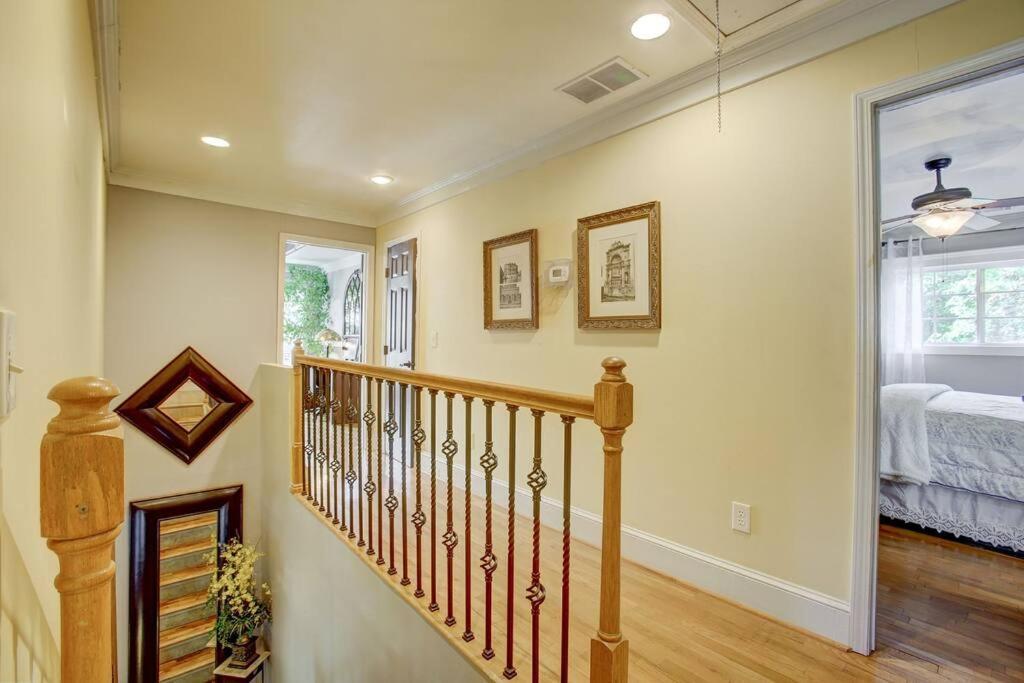 אטלנטה Sleeps16, Spacious Home, Close To Downtown, Beltline, And Walk To Restaurants, 75" Tv, 2 Person Jacuzzi, Ping Pong מראה חיצוני תמונה