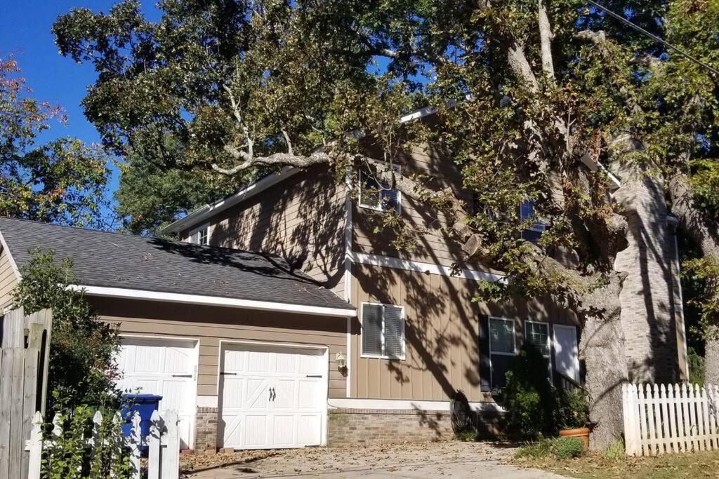 אטלנטה Sleeps16, Spacious Home, Close To Downtown, Beltline, And Walk To Restaurants, 75" Tv, 2 Person Jacuzzi, Ping Pong מראה חיצוני תמונה