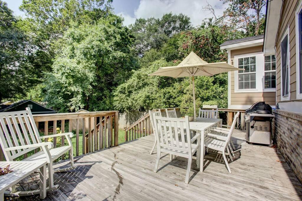 אטלנטה Sleeps16, Spacious Home, Close To Downtown, Beltline, And Walk To Restaurants, 75" Tv, 2 Person Jacuzzi, Ping Pong מראה חיצוני תמונה